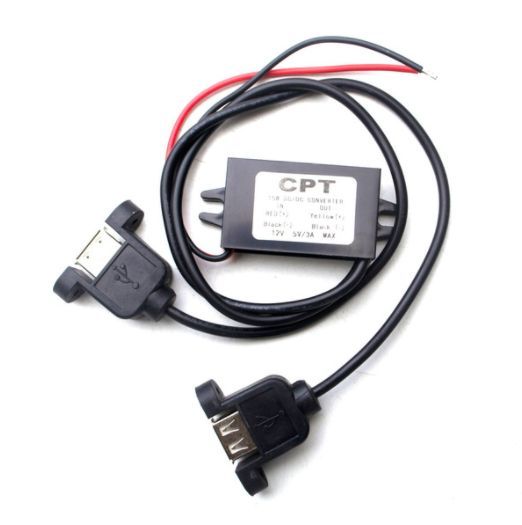 送料無料！　12Vを5V(USB)に変換　最大電流3.0A　USB２ポートタイプで、災害時などスマホの複数充電などに活躍！　USBインバータ