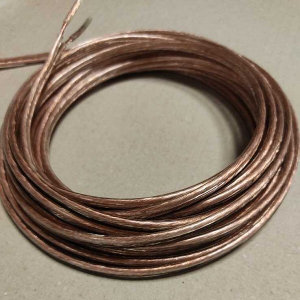 送料無料！　新品未使用　スピーカーコード３０ｍ　１６ゲージ　ＡＷＧ１６（1.31ｍ㎡）